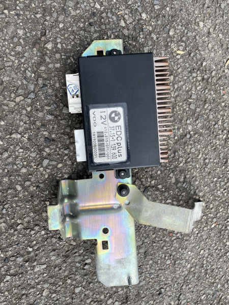 BMW M5 E34 EDC control unit suspension S38B38